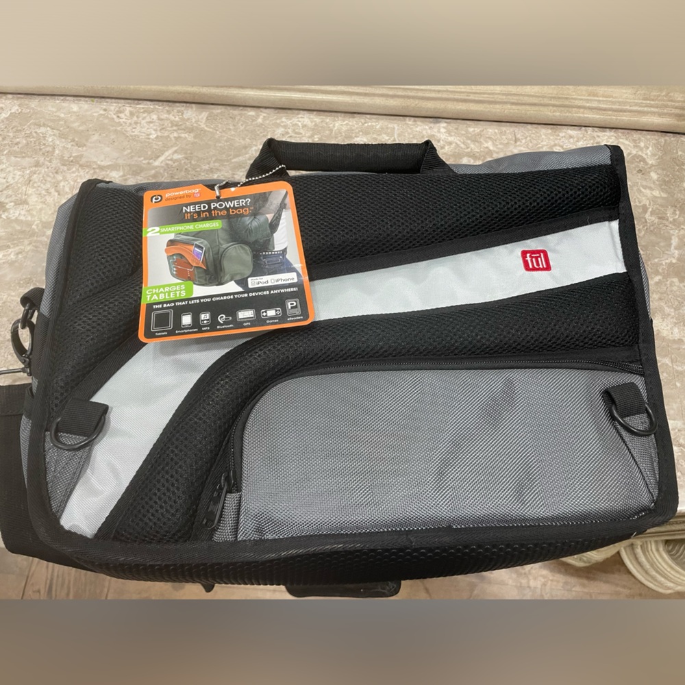 Electronic Laptop Bag with chargers black and white NEW